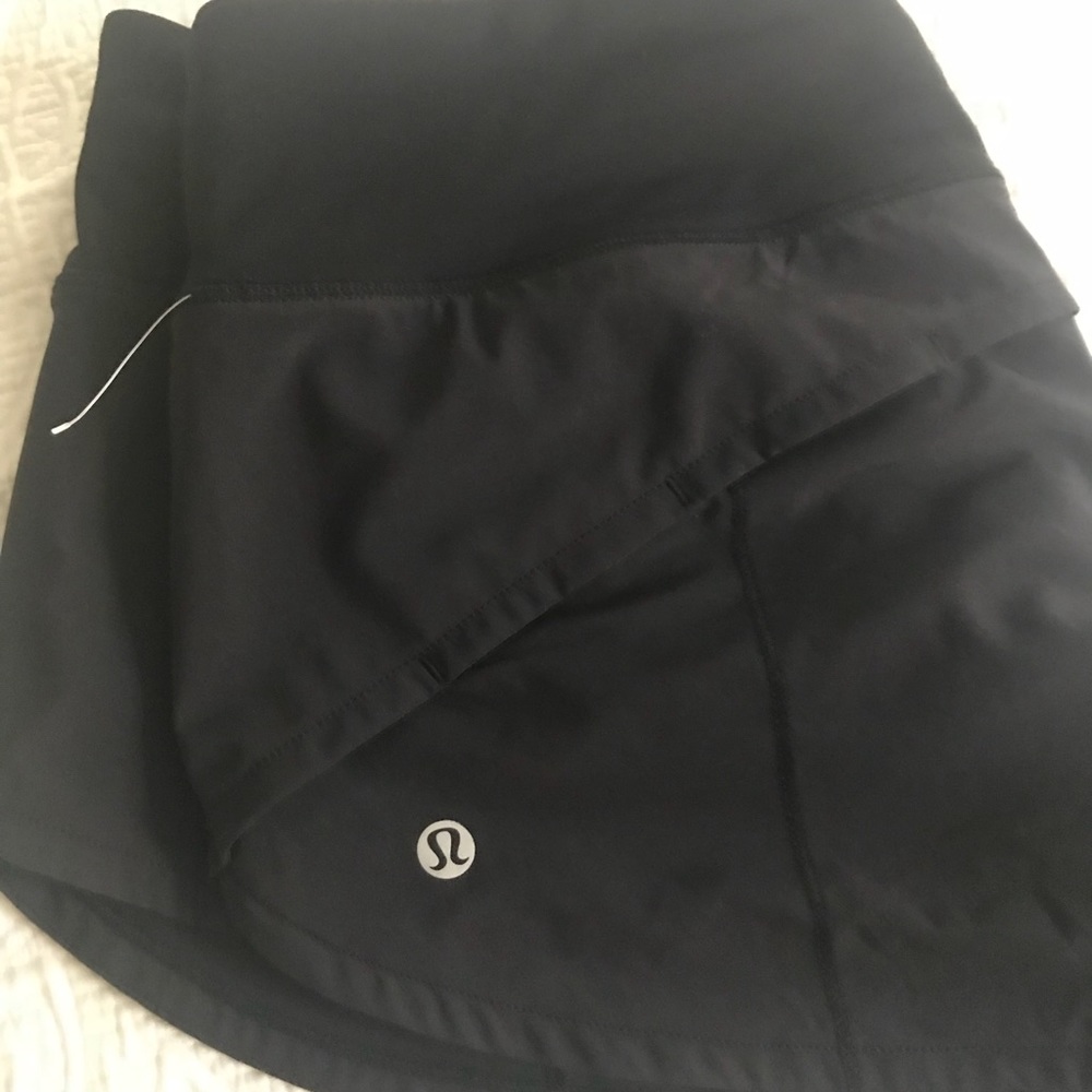 Lululemon speed shorts size 8